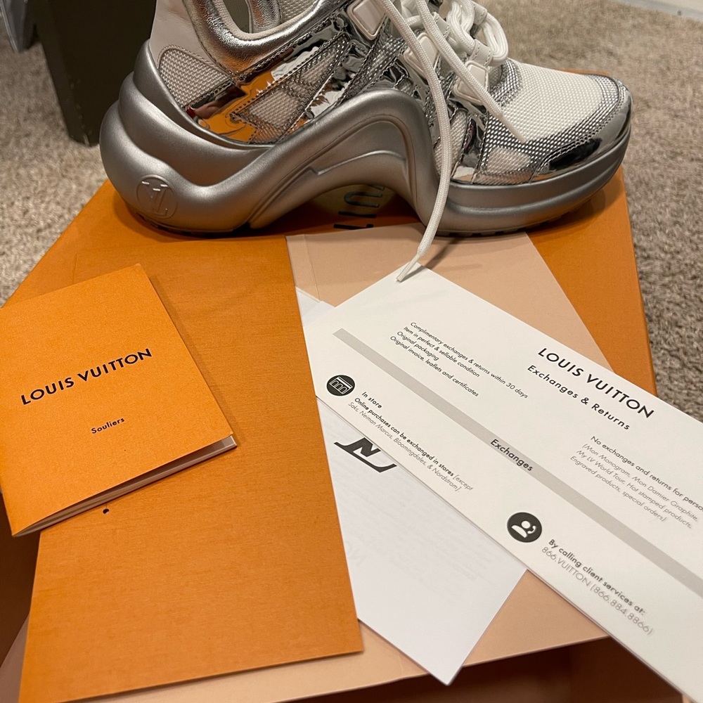 Louis Vuitton Archlight Sneaker women’s - Picture 5 of 8